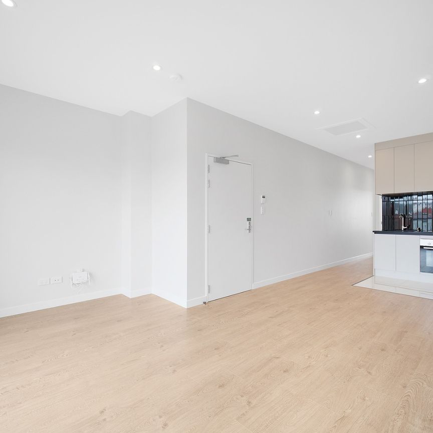 NEWLY built sunny one bedroom apartment in Hobsonville - Photo 1