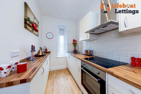 1 bedroom in a house share to rent - Photo 5