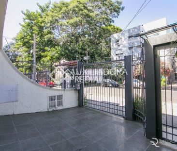 Casa com 4 quartos e 173m² para alugar em Santa Cecília, Porto Alegre. - Foto 6