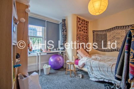 Flat A, Regent Lodge, 2 Grosvenor Road, Leeds, LS6 2DZ - Photo 2