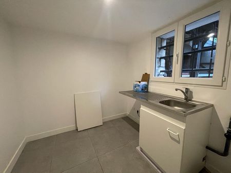 MAISON - SARTROUVILLE, - Photo 2