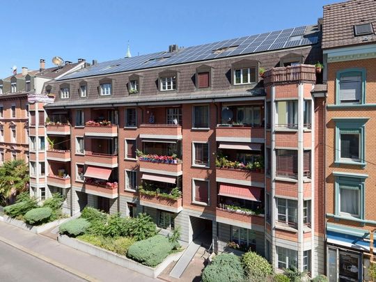 Sanierte Maisonettewohnung an ruhiger Lage nahe Rosenfeldpark - Photo 1