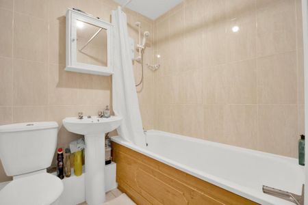 1 bedroom apartment to rent - Photo 4
