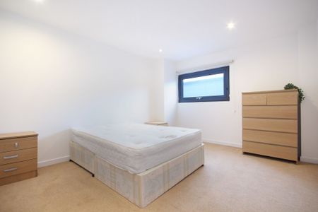 River Heights, Lancefield Quay, Glasgow, G3 8JF - Photo 3