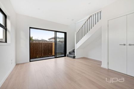 The Pefect Townhouse! - Photo 4