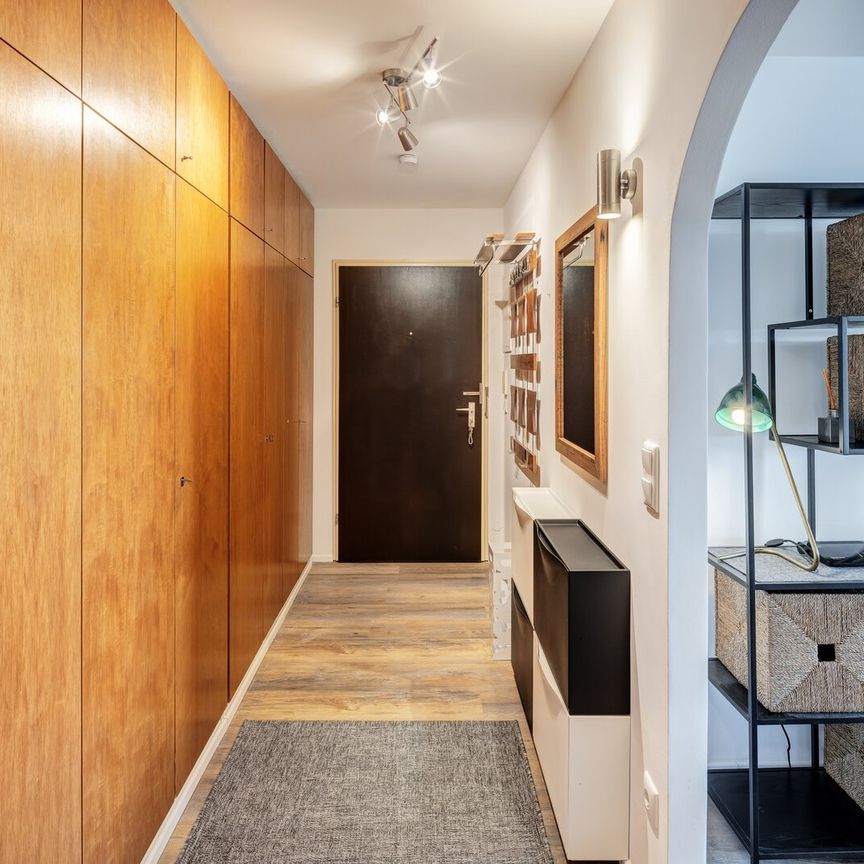 Cozy furnished apartment with quiet balcony - Photo 1