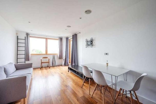 Upper Richmond Road, Putney, SW15 - Photo 1