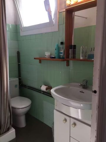 Carrer de Terol, Barcelona, Catalonia 08012 - Photo 2