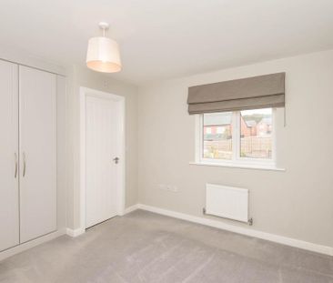 3 bedroom semi-detached house to rent - Photo 4