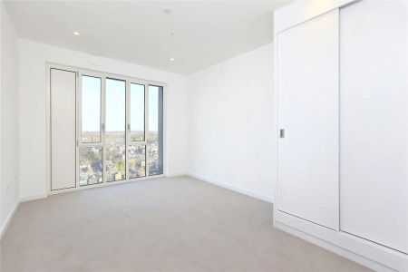 2 bedroom flat in Wandsworth - Photo 5