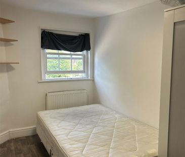 1 bedroom semi-detached house to rent - Photo 3