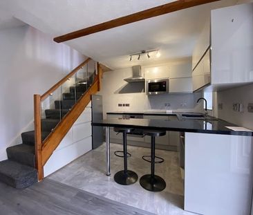 Thistle Close, Hemel Hempstead - Photo 1