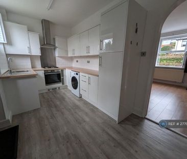 2 bedroom terraced house to rent - Photo 4