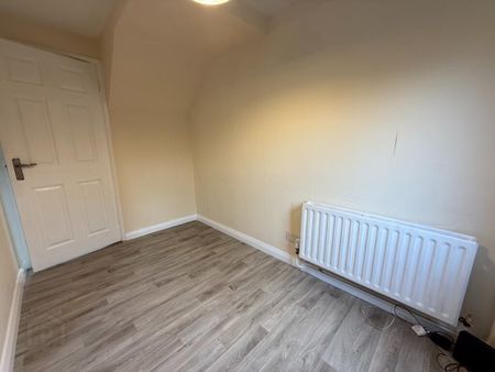 47 Springdale, Dungannon, BT70 1EJ - Photo 2