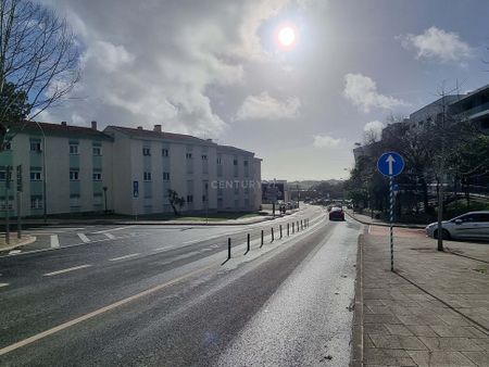 Porto Salvo, Lisbon - Photo 2