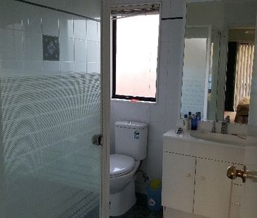 Property Management38b Nor'East Drive, Browns Bay - House for Rent - Photo 5