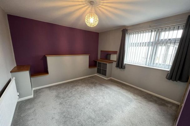 2 bedroom detached bungalow to rent - Photo 1