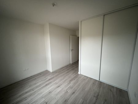 Location Appartement 2 pièces 41m² EAUNES 31600 - Photo 2