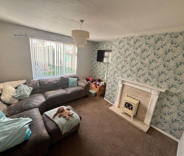 3 bedroom semi-detached house to rent - Photo 5