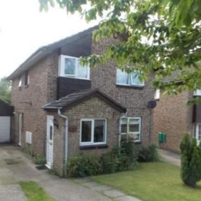 4 bedroom property to rent in Milton Keynes - Photo 2