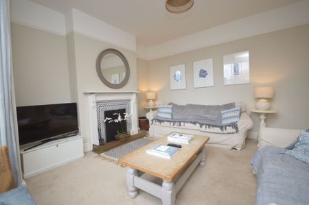 Hunstanton - Photo 2