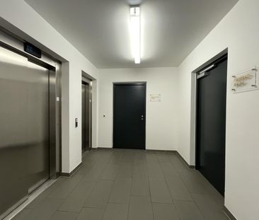 Top moderne, neuwertige Mietwohnung mit 12,62m² SÜD-Loggia in U4-Nähe - Photo 3