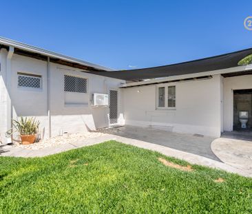 Close to Everywhere @ $850 Per Week - Photo 3