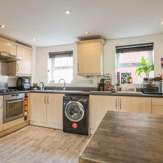 Holst Avenue, Witham, Cm, CM8 - Photo 1