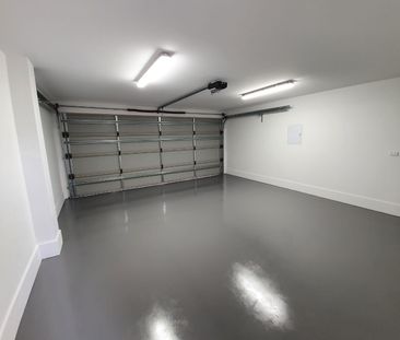 2/2 Mill Road, Oakleigh VIC 3166 - Townhouse For Rent | Domain - Photo 6