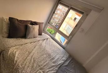 Carrer de Sant Lluís Bertran, Torrent, Valencian Community 46900