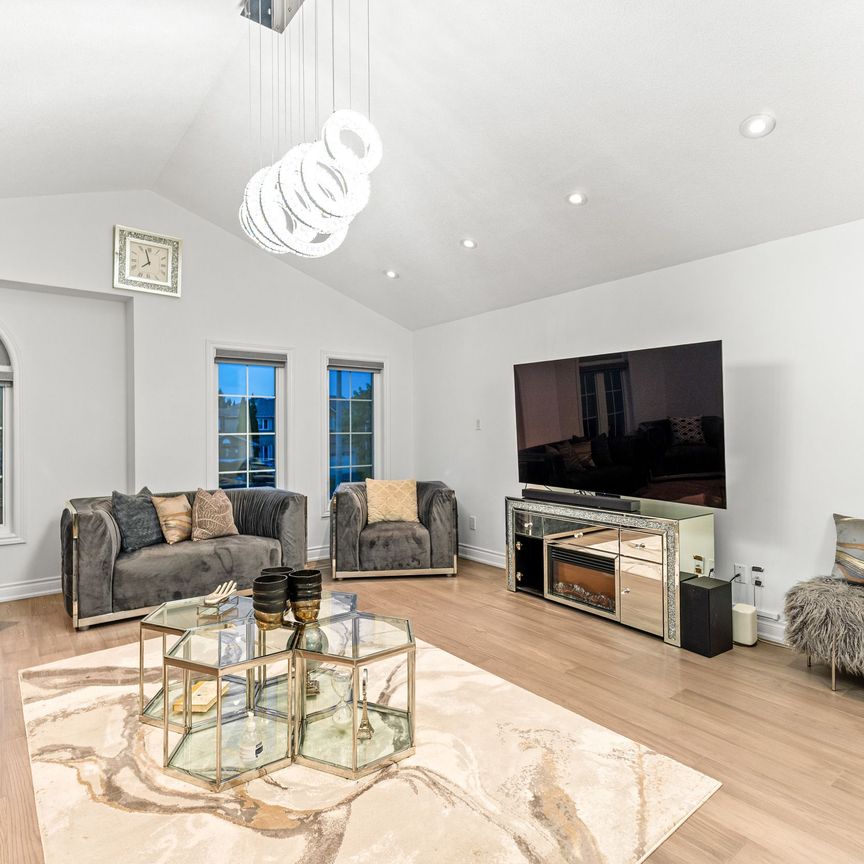 For Lease - 5358 Flatford Road, Mississauga, Ontario - Photo 1