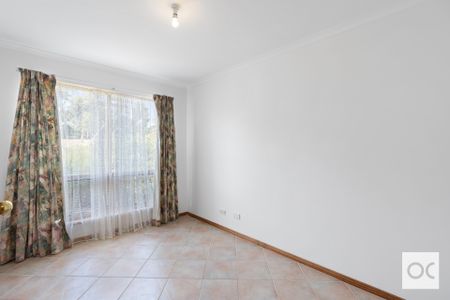 Large family home in a great location - Photo 3