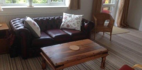 53 LODGE HILL ROAD - Photo 2