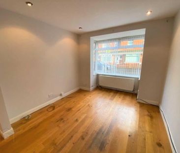 66 Victoria Avenue, Sydenham, Belfast, BT4 1QZ - Photo 2