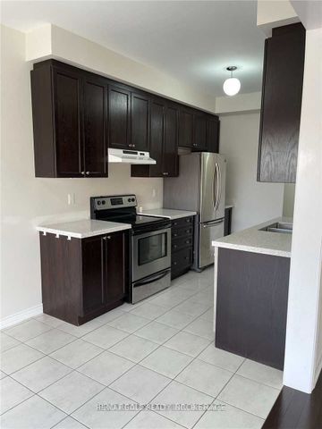 For Lease - 90 Lanark Circle, Brampton, Ontario - Photo 4