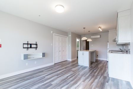 6005 Rue de Châteauneuf, Brossard, QC J4Z - Photo 2