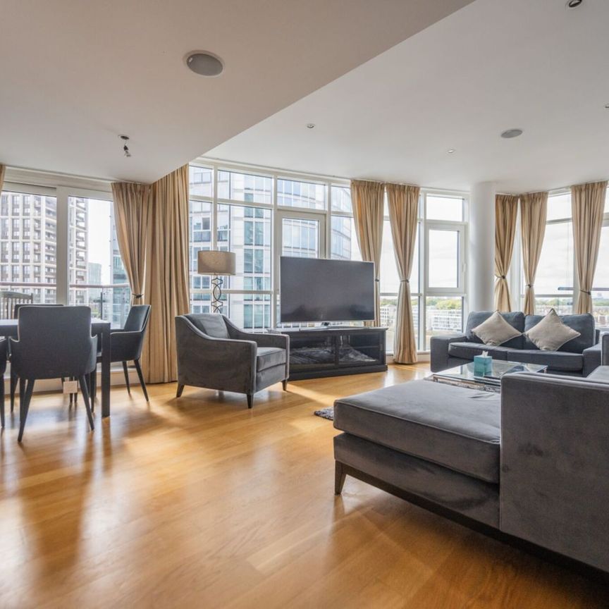 St. George Wharf SW8 - Photo 1