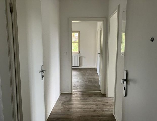 Lust auf Veränderung? Ansprechende 3-Zimmer-Wohnung mit Balkon - Foto 1