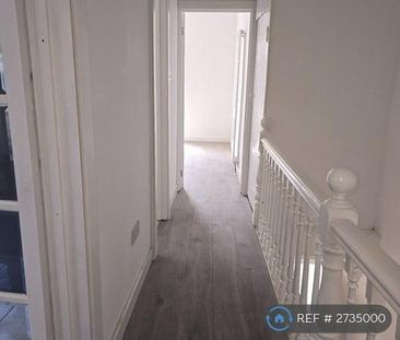 1 bedroom semi-detached house to rent - Photo 5