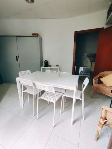 Via Laietana, Barcelona, Catalonia 08003 - Photo 3