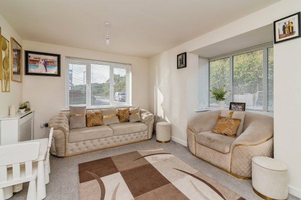 Inger Drive, Nottingham, NG4 - Photo 1