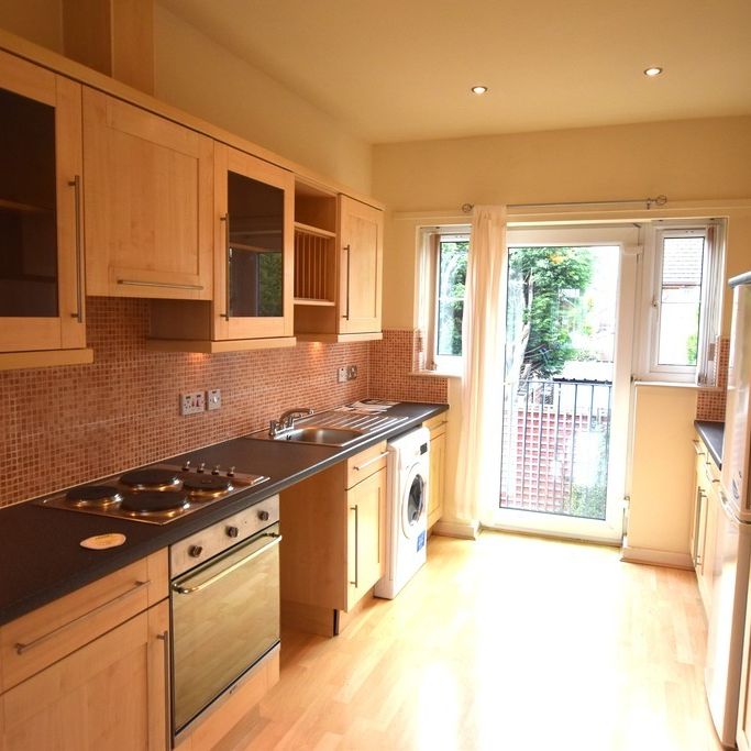 Worsley Road, Swinton, Manchester - Photo 1