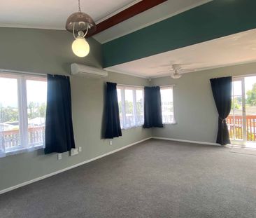 Sunnyvale - Four bedrooms , Large Family House - Photo 1