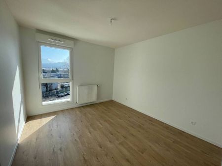 Location appartement Grenoble 38000 42.9 m² - Photo 4