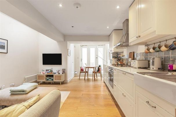 1 bedroom flat to rent - Photo 1