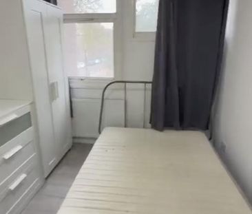 4 bedroom house share to rent - Photo 3