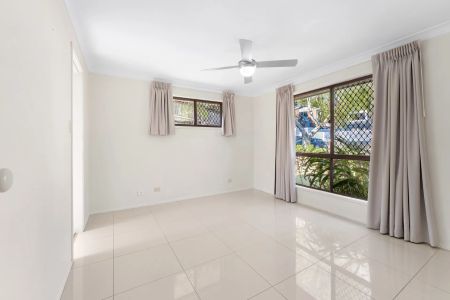 FAMILY HOME IN THE HEART OF EVERTON PARK - Photo 2