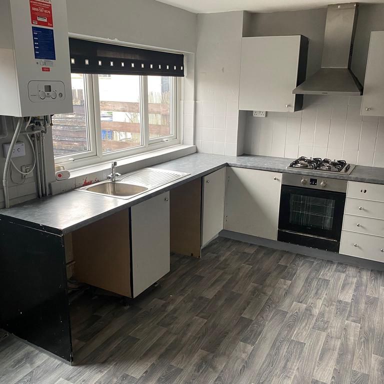 3 bedroom terraced house to rent - Photo 1