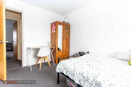 2 bedroom flat to rent - Photo 5