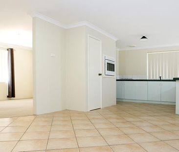 GREAT LOCATION! - Photo 1